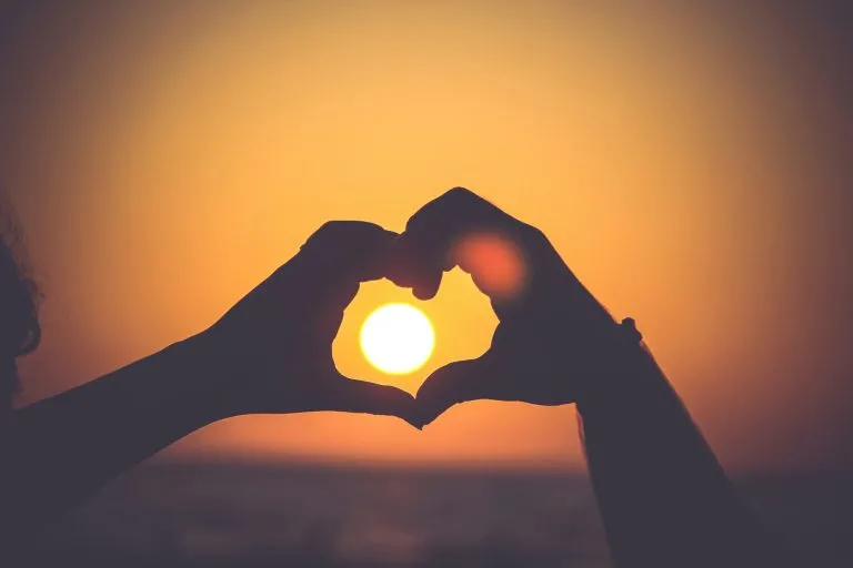 Storie d’amore: i migliori modi per propiziarne di sane e durature