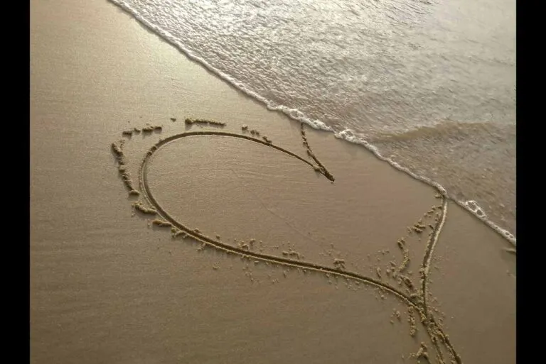 Come propiziare l’amore: idee e rituali che funzionano