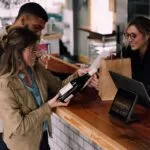 Personalizzare un bar: soluzioni ideali per ottimizzare la propria attività per la clientela